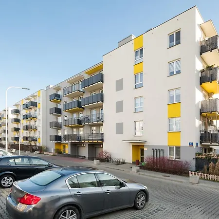 Warszawa-wlochy Serene By Bookinghost * وارسو