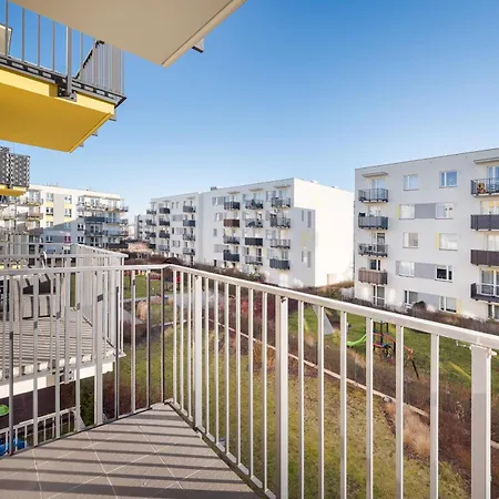 Appartamento Warszawa-wlochy Serene By Bookinghost