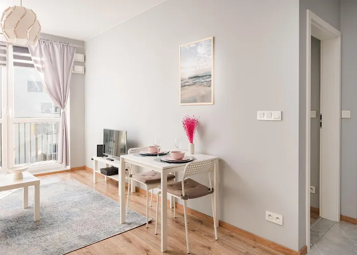 Apartamento Warszawa-wlochy Serene By Bookinghost *