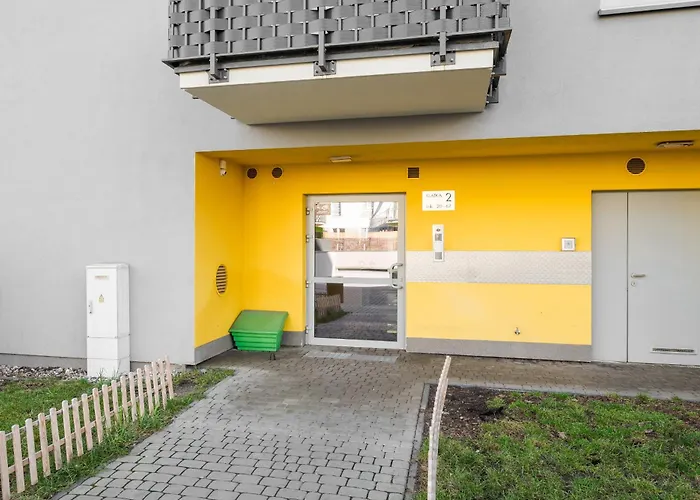 Warszawa-wlochy Serene By Bookinghost Apartamento Varsóvia