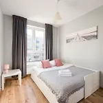 Warszawa-wlochy Serene By Bookinghost Apartmán